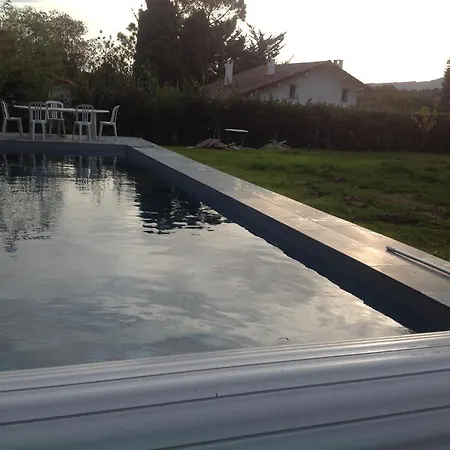 Avec Cuisine Et Grande Piscine Chauffee *