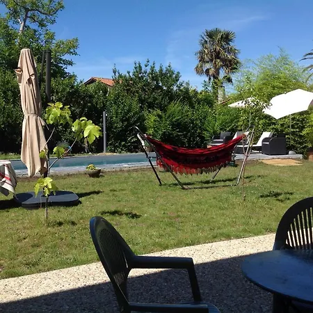 Avec Cuisine Et Grande Piscine Chauffee Hendaye