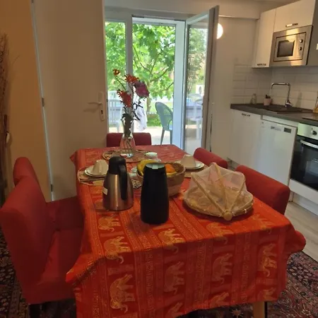 Apartamento Avec Cuisine Et Grande Piscine Chauffee *